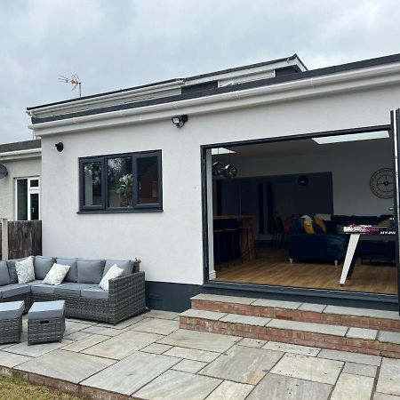 3 Bed Luxury Open Plan Living Villa Rayleigh Exteriör bild