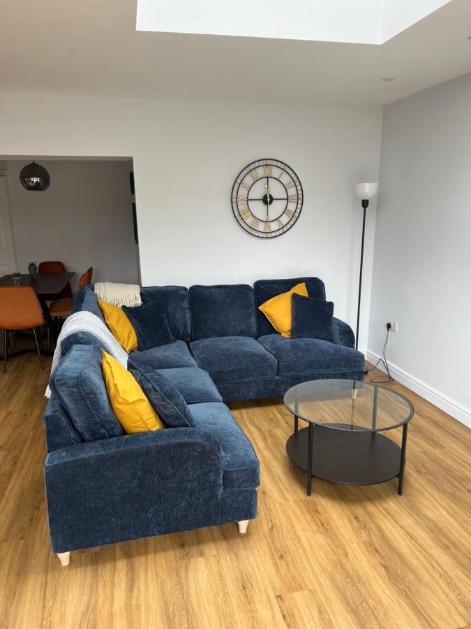 3 Bed Luxury Open Plan Living Villa Rayleigh Exteriör bild